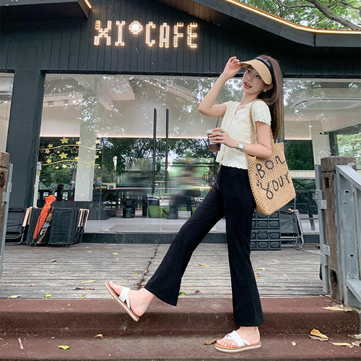 <曾小咸推荐>微信粉丝秒杀专场 仅此今天 活动结束下架【简约欧尼】杏色针织系扣短袖上衣 日常129.99 立减80 秒杀49.99！！ 商品图1