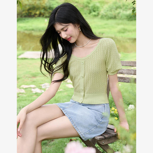 西遇法式浪漫泡泡袖毛衣女春季新款肌理感时尚风性感短袖上衣D0040758 商品图2