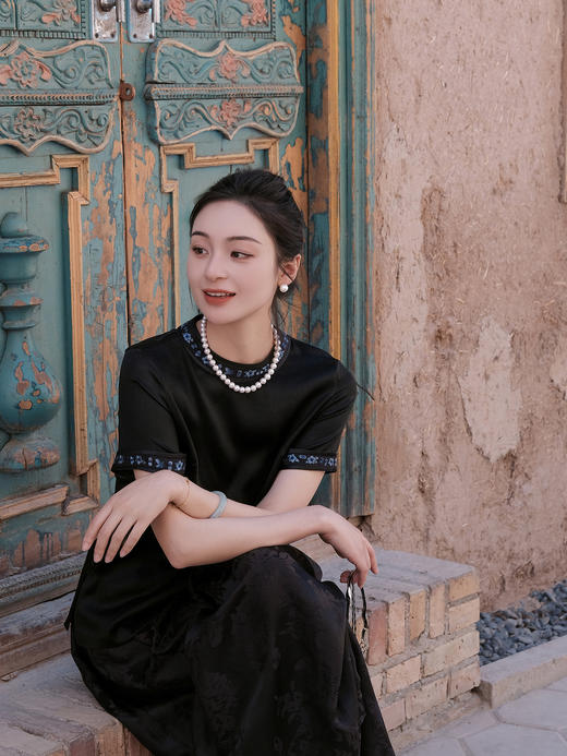 盛唐牡丹盛奢系列| 限量款| 高货-三蓝手绣圆领上衣(特殊商品不退不换) 商品图3