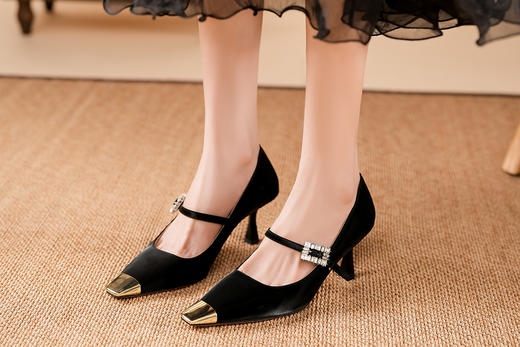 豪麟名鞋奥莱迪嘉女鞋玛丽珍鞋丝绸牛皮革DJELA41WP025黑色  原价1960元 商品图1