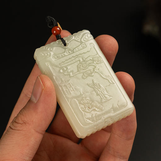 清 玉雕人物福寿牌挂饰 商品图3