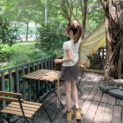 <曾小咸推荐>微信粉丝秒杀专场 仅此今天 活动结束下架【简约欧尼】杏色针织系扣短袖上衣 日常129.99 立减80 秒杀49.99！！ 商品图4