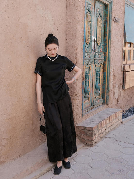 盛唐牡丹盛奢系列| 限量款| 高货-三蓝手绣圆领上衣(特殊商品不退不换) 商品图2