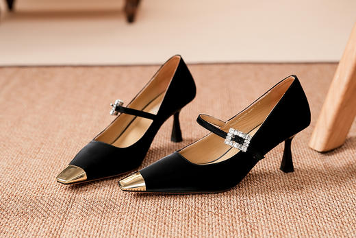 豪麟名鞋奥莱迪嘉女鞋玛丽珍鞋丝绸牛皮革DJELA41WP025黑色  原价1960元 商品图3