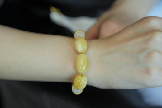 【古典浪漫蜜蜡节】-26号<霜天晓角>白蜜枣珠手串 商品图4