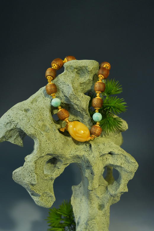 【古典浪漫蜜蜡节】-24号<小重山>设计款白蜜枣珠沉香手串（A款） 商品图1