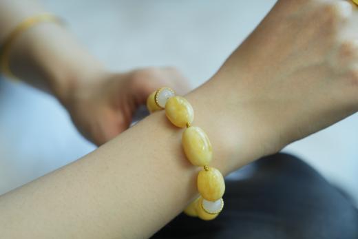 【古典浪漫蜜蜡节】-26号<霜天晓角>白蜜枣珠手串 商品图7