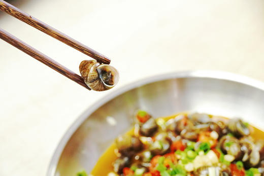 嗦螺的快乐，嘬一口，满口鲜🤤 【正宗楚山肥美田螺】 商品图2