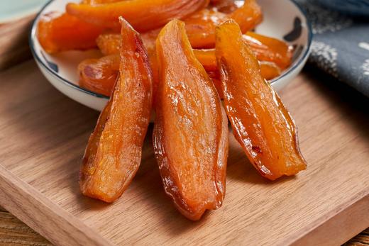 【朴食有方-小香薯干】 👉番薯几十上百种，唯独钟意小香薯， 👉粉糯绵密，细腻无筋，香甜。 👉整根制作，三蒸三晒，低温慢烤 商品图2