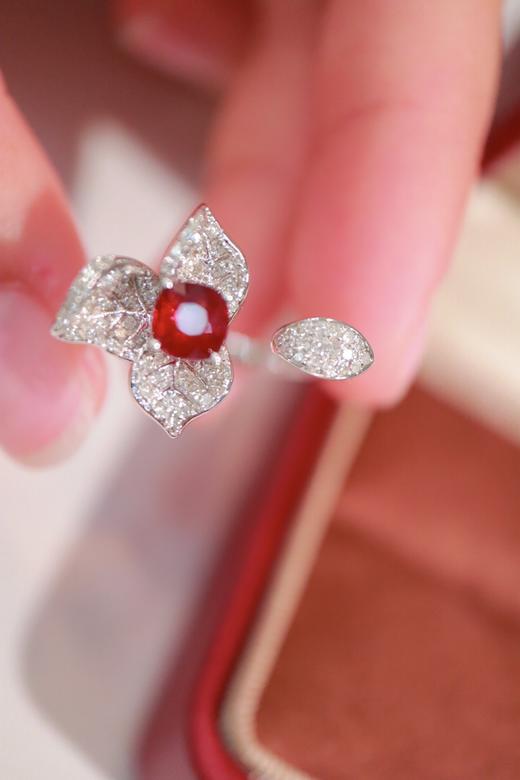 1.04ct 红宝石戒指 商品图1