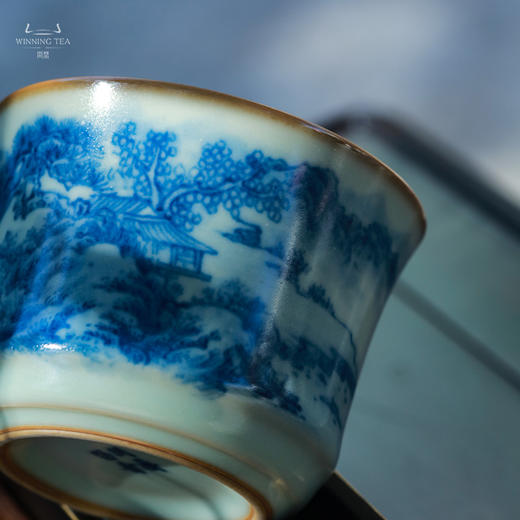 问鼎留青柴窑天青竹律杯（青花山水） 商品图2
