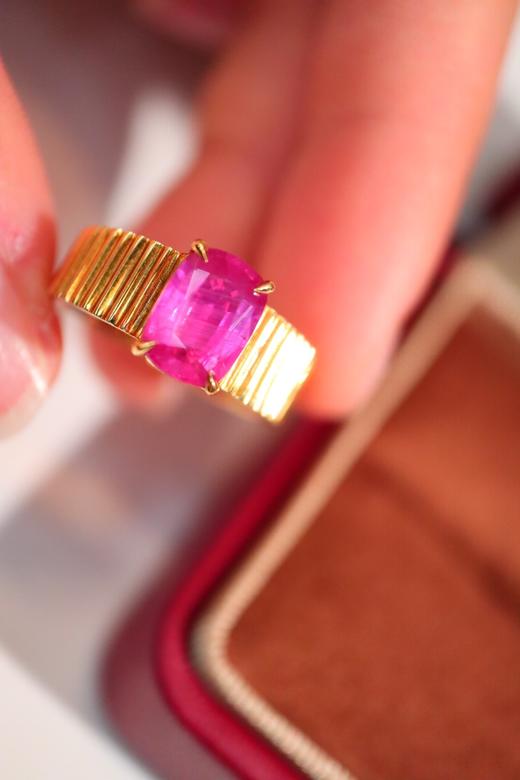 2.04ct 蓝宝石戒指 商品图7