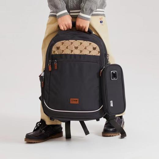 [PawinPaw]8F小熊童装2024年新款男童大容量书包儿童双肩包赠笔袋 商品图0