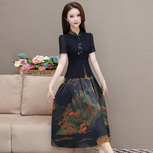 立领短袖通勤修身气质连衣裙，国风印花假两件时尚百褶裙QYM-XQD-25B28122-L 商品图2