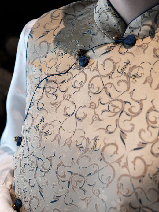 盛唐牡丹盛奢系列| 限量款| 高货-真丝宋锦卷草龙纹花瓣马甲(特殊商品不退不换) 商品图2