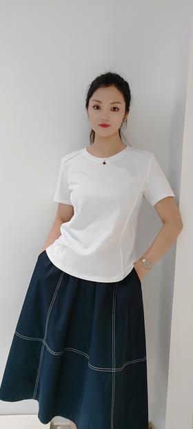 486654  80支丝光棉鱼骨侧边圆摆棉T，白 粉 淡蓝 三色 L-3XL！