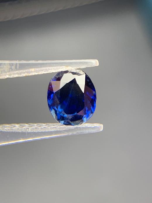 1.47ct 蓝宝石裸石 商品图0