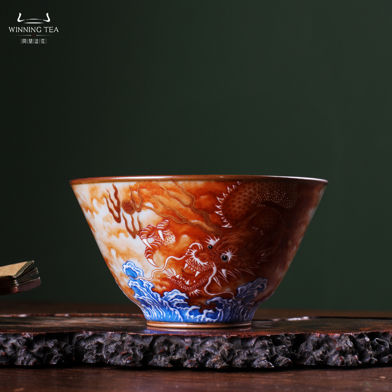 问鼎鼎峰柴窑天青淳和杯(炽焰飞龙)