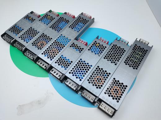 黑金刚超薄电源 商品图1