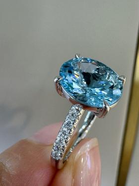 2.32ct 3.39g 海蓝宝戒指
