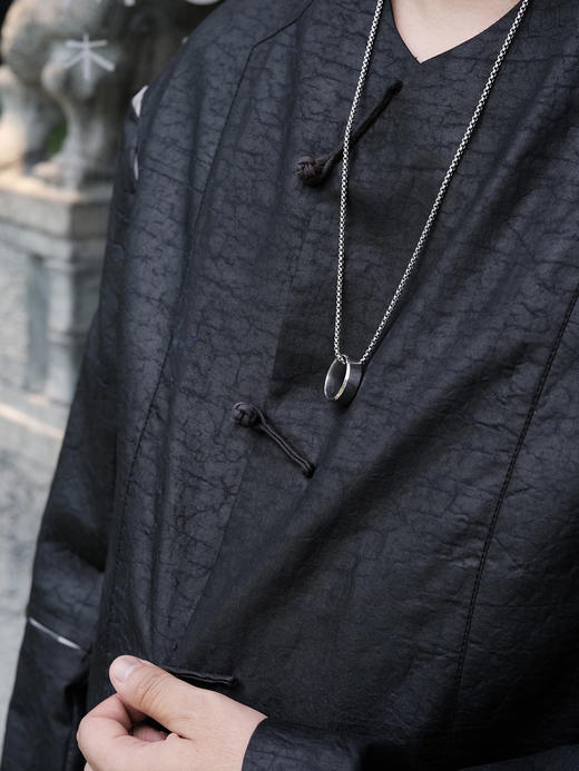 盛唐婧| 男士新中式龟裂纹莨绸上衣 商品图4