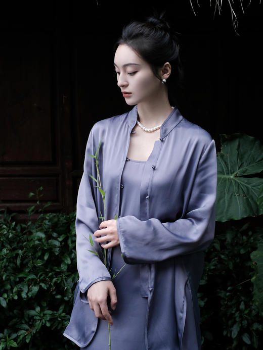 盛唐婧|素色真丝防晒上衣 商品图0