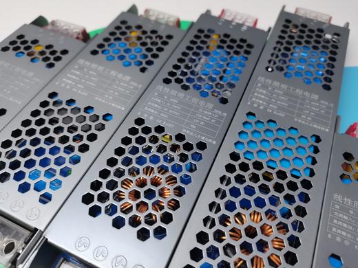 黑金刚超薄电源 商品图2