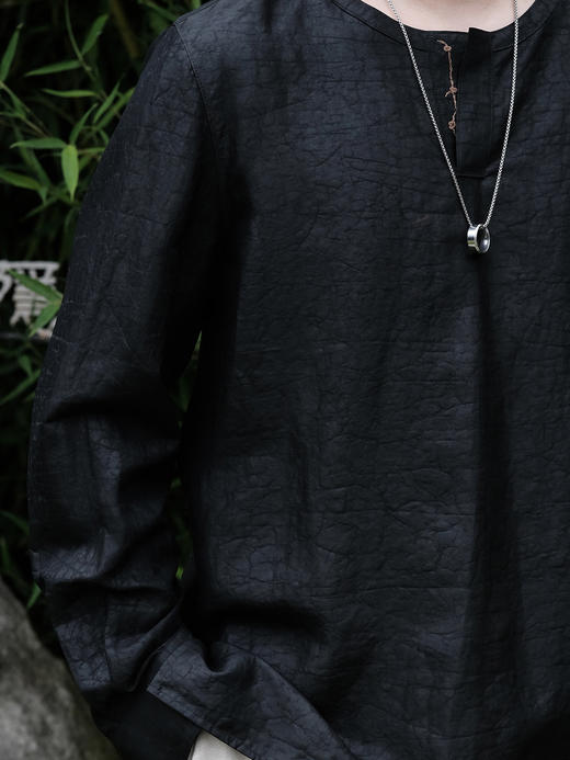 下架 |盛唐婧| 男士龟裂纹莨绸暗筒套头男恤 商品图1