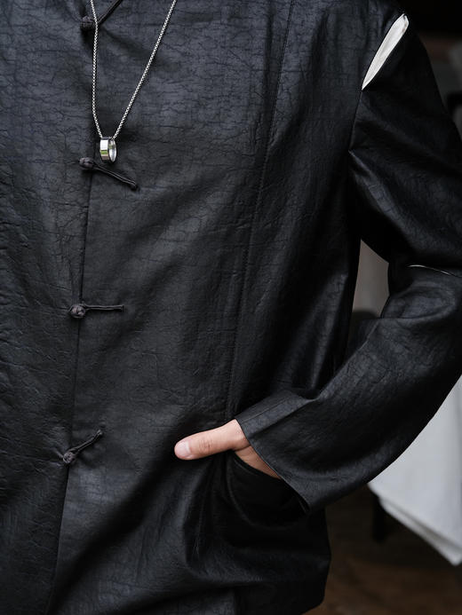 盛唐婧| 男士新中式龟裂纹莨绸上衣 商品图5