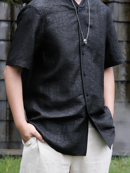 盛唐婧| 男士龟裂纹莨绸短袖 商品图6