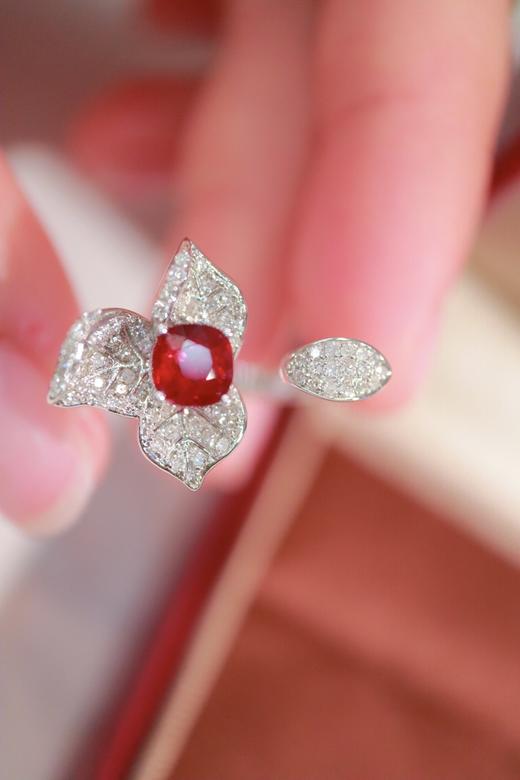 1.04ct 红宝石戒指 商品图4