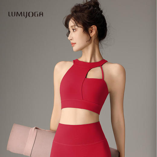 LUM19197露檬新款瑜伽背心（含胸垫） 商品图3