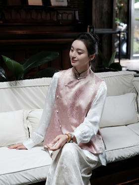 盛唐牡丹盛奢系列| 限量款|高货-真丝提花花瓣马甲(特殊商品不退不换)