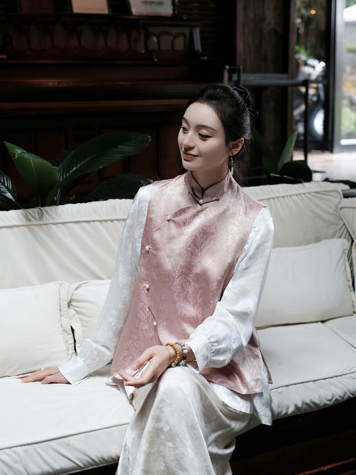 盛唐牡丹盛奢系列| 限量款|高货-真丝提花花瓣马甲(特殊商品不退不换) 商品图0