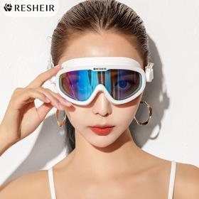 【透心清凉，畅游夏日】一双趣味镜片，带你畅游游泳世界；高清防水防雾，守护您的视力；3D吸力贴合，适合不同脸型舒适柔软；惊艳色彩，绽放您的独特个性！