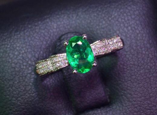 0.7ct 祖母绿戒指 商品图2