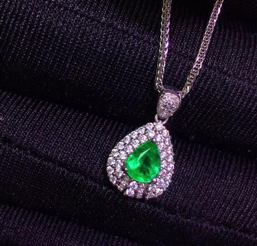 0.8ct 祖母绿吊坠 商品图5