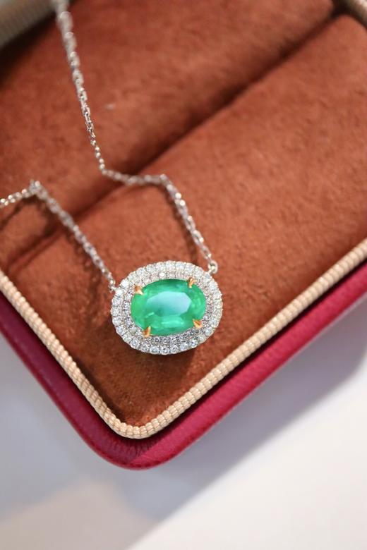 1.31ct 祖母绿吊坠 商品图0