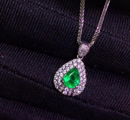 0.8ct 祖母绿吊坠 商品图1
