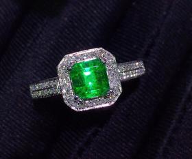 0.95ct 祖母绿戒指