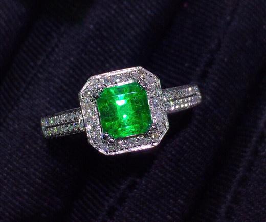 0.95ct 祖母绿戒指 商品图0