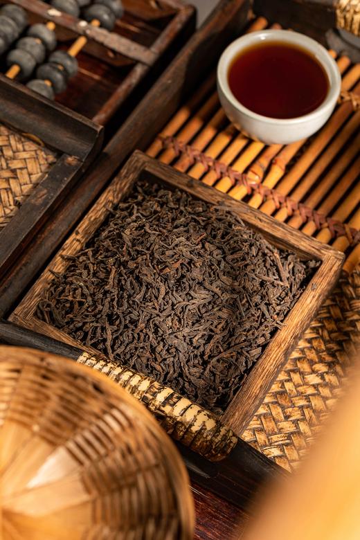【底价喝好茶】茶马世家私藏六堡茶5年陈黑茶 陈香醇厚 槟榔香高扬500克 箩筐装 商品图3
