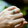 高冰种阳绿翡翠蛋面戒指铂金钻石镶嵌 商品缩略图7
