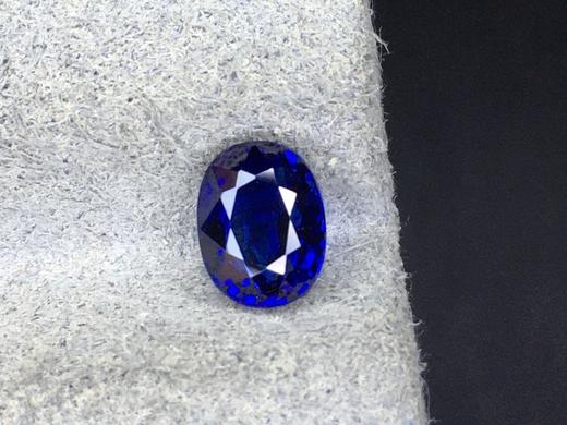 1.15ct 蓝宝石裸石 商品图2
