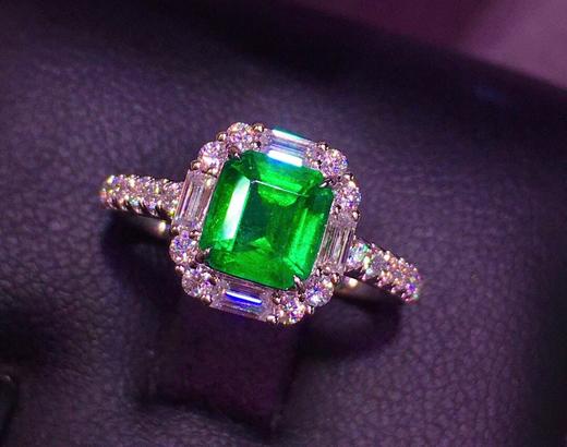 1.13ct 祖母绿戒指 商品图4