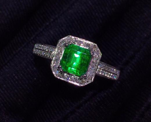 0.95ct 祖母绿戒指 商品图1