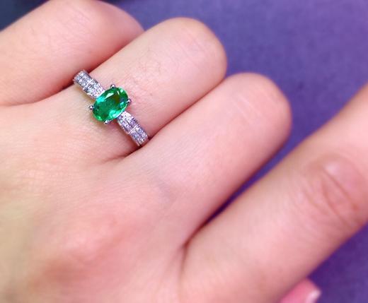 0.7ct 祖母绿戒指 商品图6