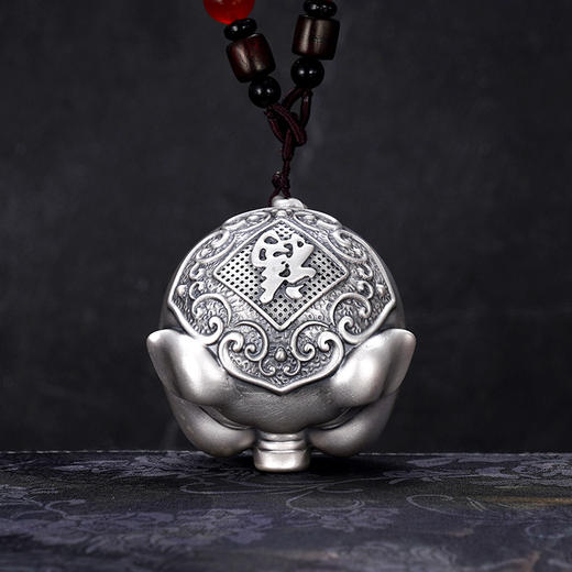 子佩集S999银【招财福猪】手把件【SBJ841】纯银手把件可转动2406 商品图1