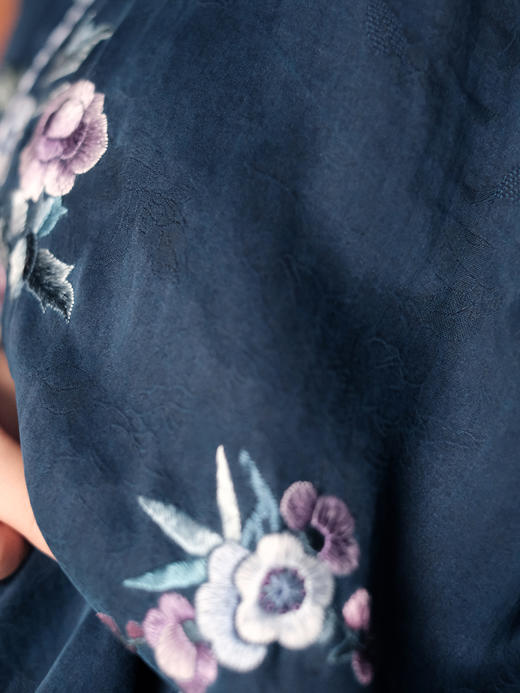 盛唐牡丹盛奢系列| 限量款| 高货-一揽富贵对襟香云纱外套(特殊商品不退不换) 商品图4