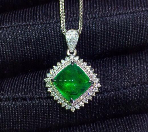 2.9ct 祖母绿吊坠 商品图4